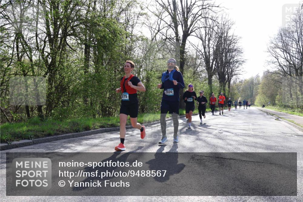 12.04.2026 - 45. Internationalen Wilhelmsburger Insellauf Yannick Fuchs http://msf.ph/oto/9488567 12.04.2026 10:34:03 Laufen 2075, 2920, 4785 meine-sportfotos.de