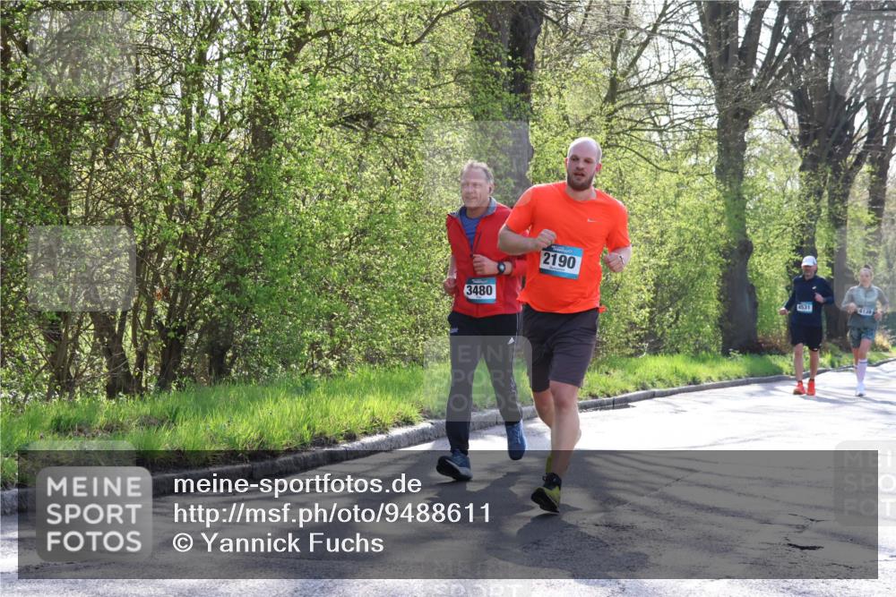 12.04.2026 - 45. Internationalen Wilhelmsburger Insellauf Yannick Fuchs http://msf.ph/oto/9488611 12.04.2026 10:34:07 Laufen 3480, 2190, 4531, 4139 meine-sportfotos.de