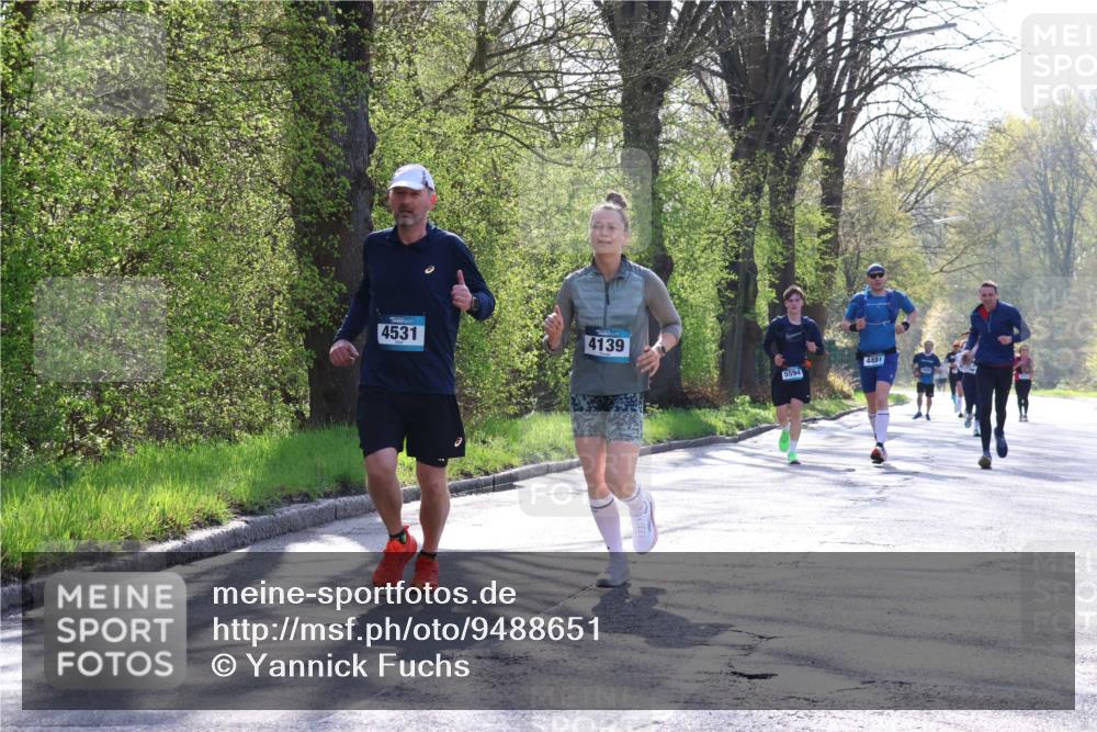 12.04.2026 - 45. Internationalen Wilhelmsburger Insellauf Yannick Fuchs http://msf.ph/oto/9488651 12.04.2026 10:34:12 Laufen 4531, 4139, 5594, 4481 meine-sportfotos.de