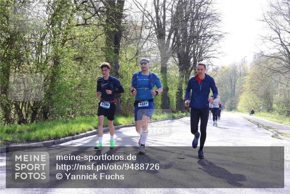 12.04.2026 - 45. Internationalen Wilhelmsburger Insellauf Yannick Fuchs http://msf.ph/oto/9488726 12.04.2026 10:34:18 Laufen 5594, 4481 meine-sportfotos.de