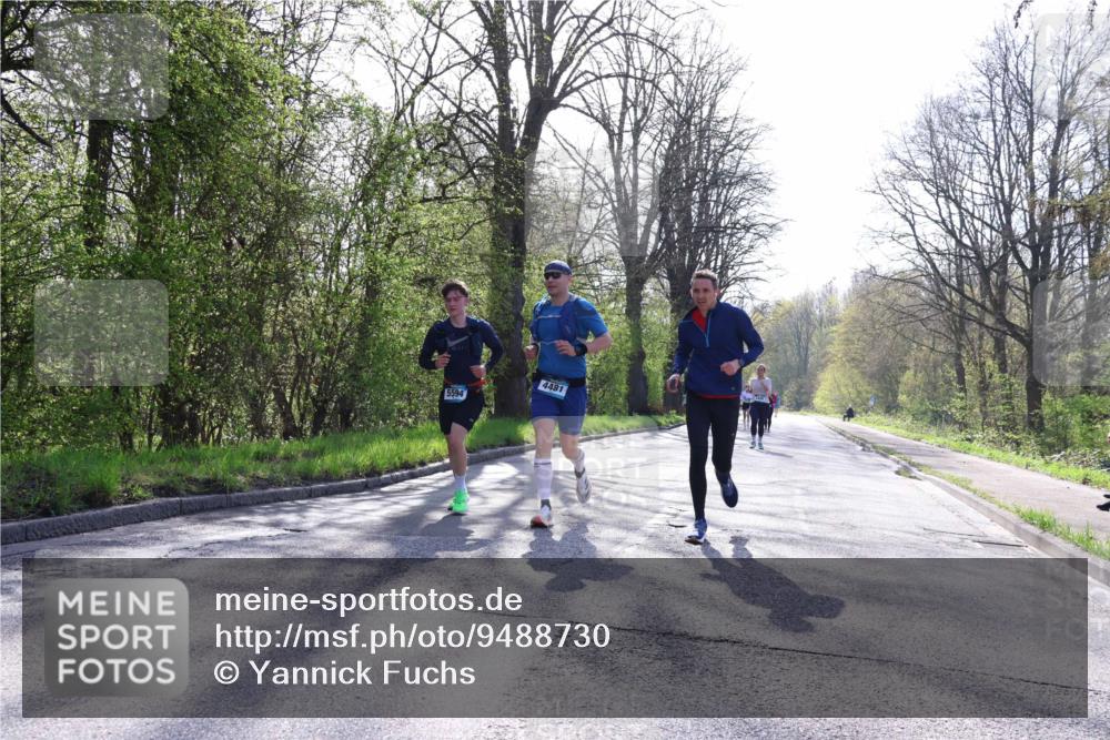 12.04.2026 - 45. Internationalen Wilhelmsburger Insellauf Yannick Fuchs http://msf.ph/oto/9488730 12.04.2026 10:34:18 Laufen 5594, 4481 meine-sportfotos.de