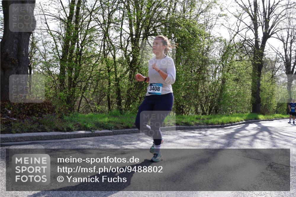 12.04.2026 - 45. Internationalen Wilhelmsburger Insellauf Yannick Fuchs http://msf.ph/oto/9488802 12.04.2026 10:34:24 Laufen 3408 meine-sportfotos.de