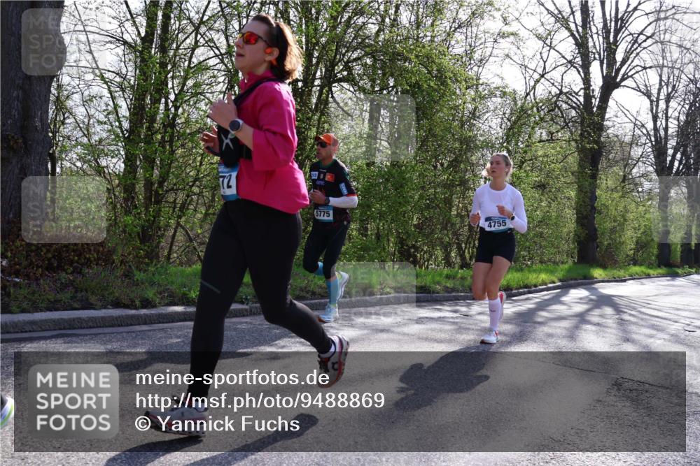 12.04.2026 - 45. Internationalen Wilhelmsburger Insellauf Yannick Fuchs http://msf.ph/oto/9488869 12.04.2026 10:34:30 Laufen 72, 5775, 4755 meine-sportfotos.de