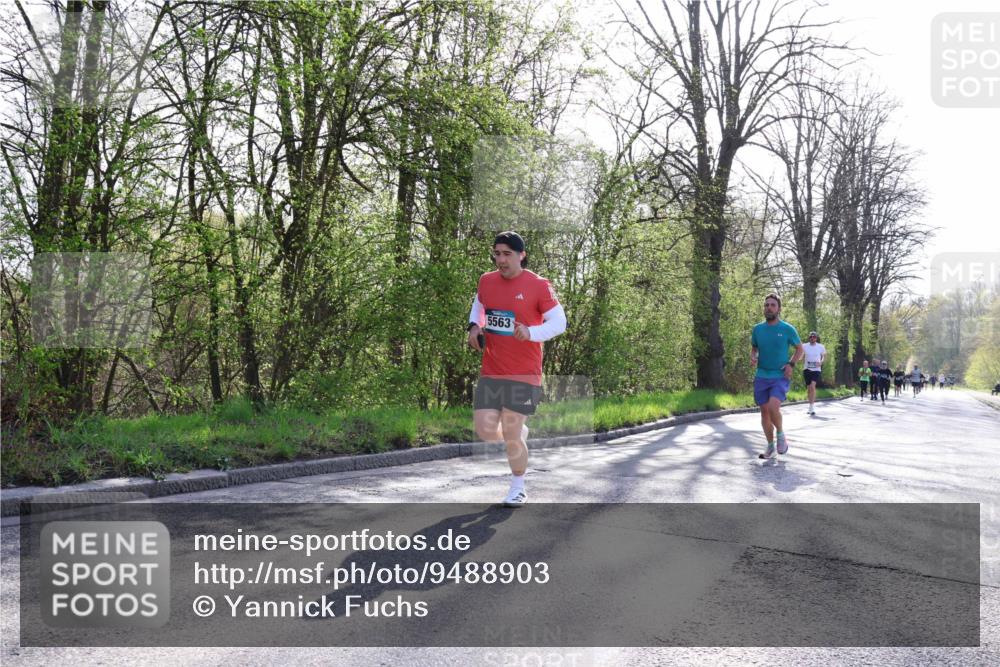 12.04.2026 - 45. Internationalen Wilhelmsburger Insellauf Yannick Fuchs http://msf.ph/oto/9488903 12.04.2026 10:34:39 Laufen 5563 meine-sportfotos.de