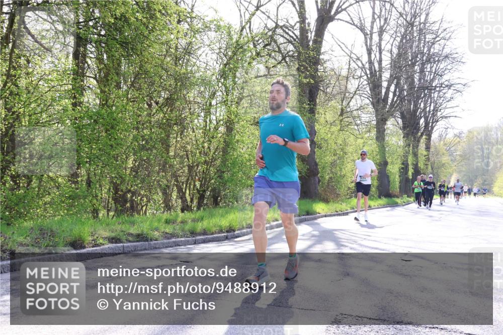 12.04.2026 - 45. Internationalen Wilhelmsburger Insellauf Yannick Fuchs http://msf.ph/oto/9488912 12.04.2026 10:34:40 Laufen 3172 meine-sportfotos.de