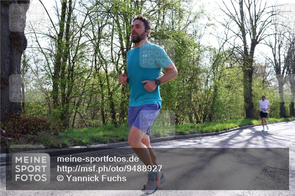12.04.2026 - 45. Internationalen Wilhelmsburger Insellauf Yannick Fuchs http://msf.ph/oto/9488927 12.04.2026 10:34:41 Laufen 3172 meine-sportfotos.de