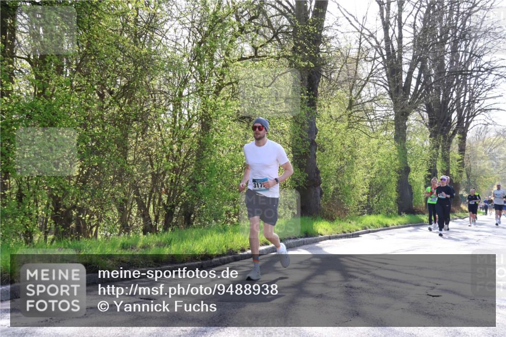 12.04.2026 - 45. Internationalen Wilhelmsburger Insellauf Yannick Fuchs http://msf.ph/oto/9488938 12.04.2026 10:34:43 Laufen 317 meine-sportfotos.de