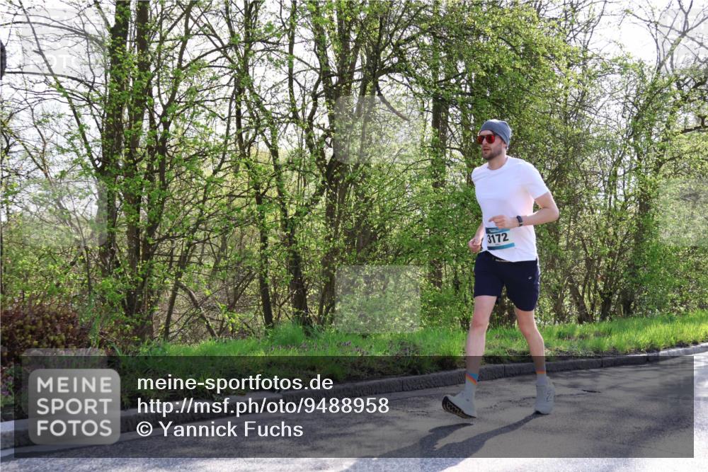 12.04.2026 - 45. Internationalen Wilhelmsburger Insellauf Yannick Fuchs http://msf.ph/oto/9488958 12.04.2026 10:34:44 Laufen 3172 meine-sportfotos.de