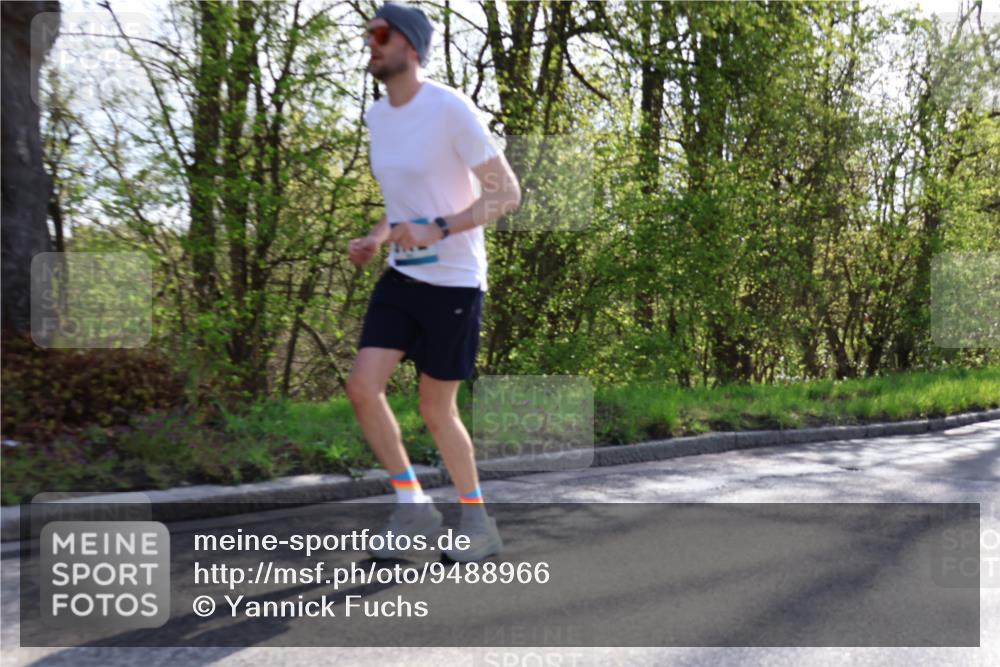 12.04.2026 - 45. Internationalen Wilhelmsburger Insellauf Yannick Fuchs http://msf.ph/oto/9488966 12.04.2026 10:34:44 Laufen  meine-sportfotos.de
