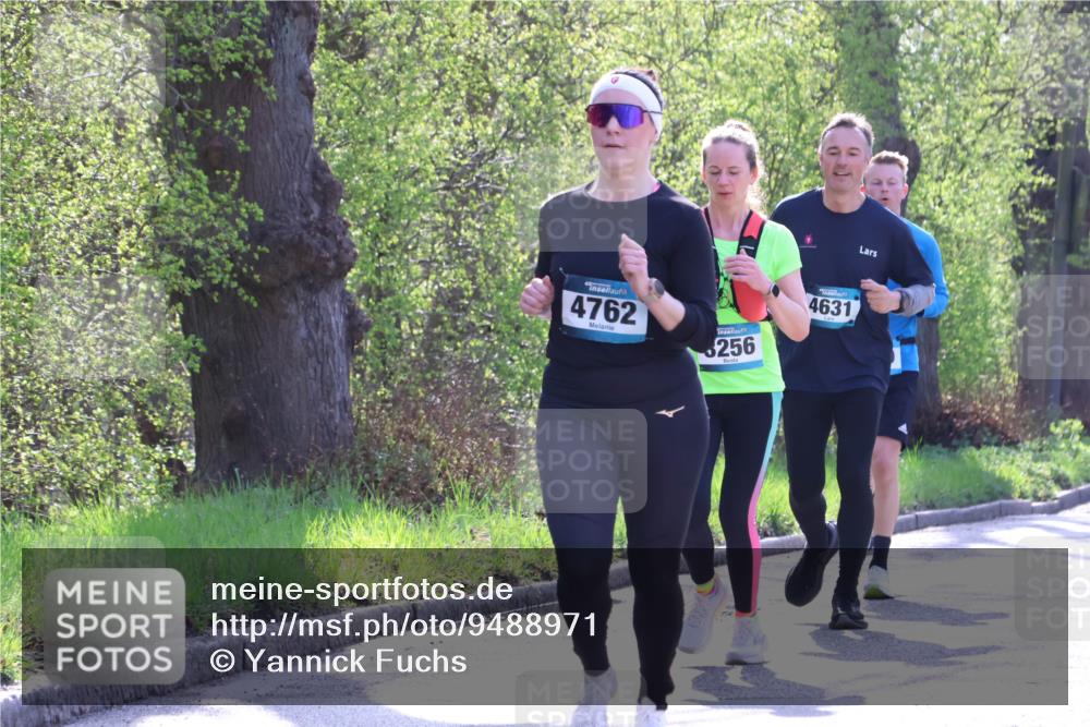 12.04.2026 - 45. Internationalen Wilhelmsburger Insellauf Yannick Fuchs http://msf.ph/oto/9488971 12.04.2026 10:34:46 Laufen 4762, 256, 4631 meine-sportfotos.de