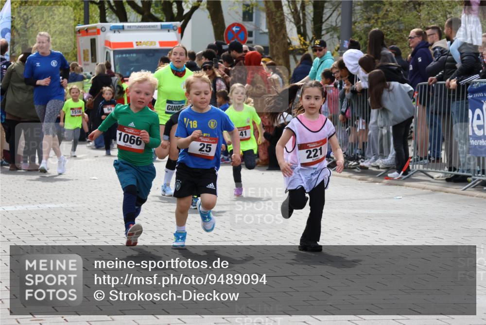 12.04.2026 - 45. Internationalen Wilhelmsburger Insellauf Strokosch-Dieckow http://msf.ph/oto/9489094 12.04.2026 14:09:28 Ziel 270, 220, 219, 216, 25, 1066, 209, 915, 221, 541, 1501 meine-sportfotos.de