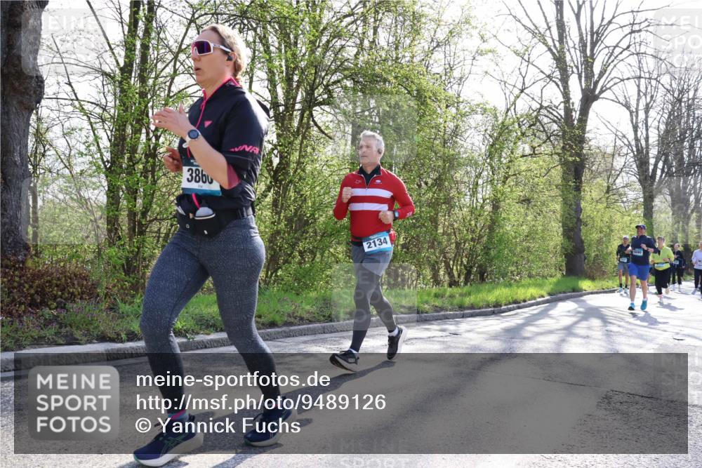 12.04.2026 - 45. Internationalen Wilhelmsburger Insellauf Yannick Fuchs http://msf.ph/oto/9489126 12.04.2026 10:35:01 Laufen 386, 2134 meine-sportfotos.de