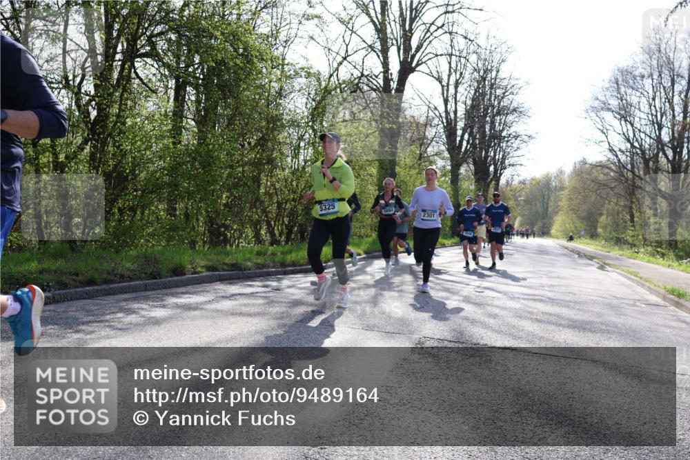 12.04.2026 - 45. Internationalen Wilhelmsburger Insellauf Yannick Fuchs http://msf.ph/oto/9489164 12.04.2026 10:35:04 Laufen 5325, 2301, 5046 meine-sportfotos.de