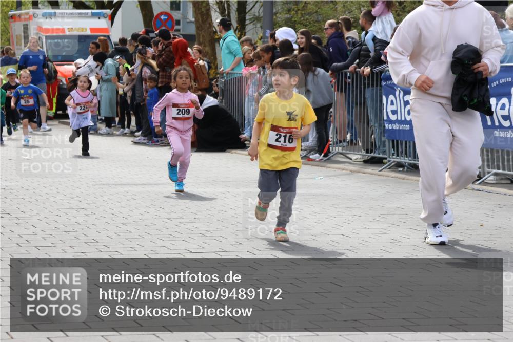 12.04.2026 - 45. Internationalen Wilhelmsburger Insellauf Strokosch-Dieckow http://msf.ph/oto/9489172 12.04.2026 14:09:24 Ziel 223, 271, 691, 1511, 252, 270, 220, 219, 216, 25, 1066, 209, 915, 221 meine-sportfotos.de