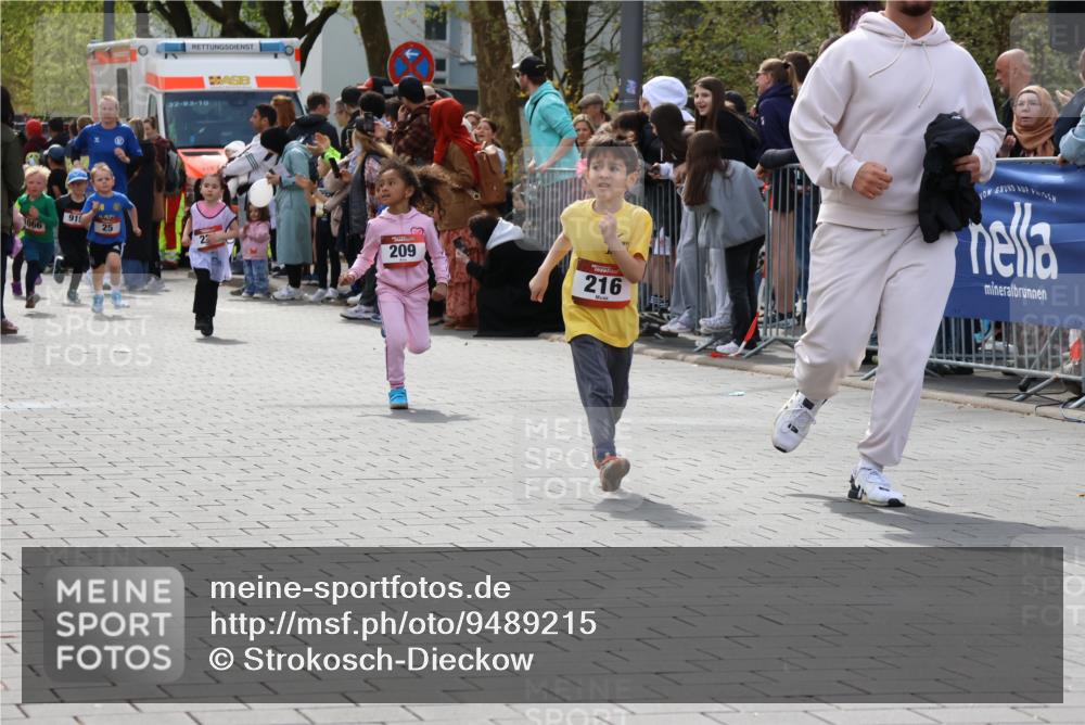12.04.2026 - 45. Internationalen Wilhelmsburger Insellauf Strokosch-Dieckow http://msf.ph/oto/9489215 12.04.2026 14:09:24 Ziel 223, 271, 691, 1511, 252, 270, 220, 219, 216, 25, 1066, 209, 915, 221 meine-sportfotos.de
