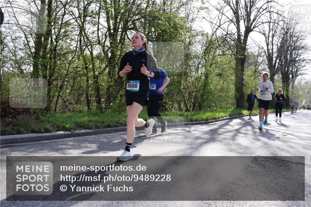 12.04.2026 - 45. Internationalen Wilhelmsburger Insellauf Yannick Fuchs http://msf.ph/oto/9489228 12.04.2026 10:35:09 Laufen 3680, 706, 3830 meine-sportfotos.de