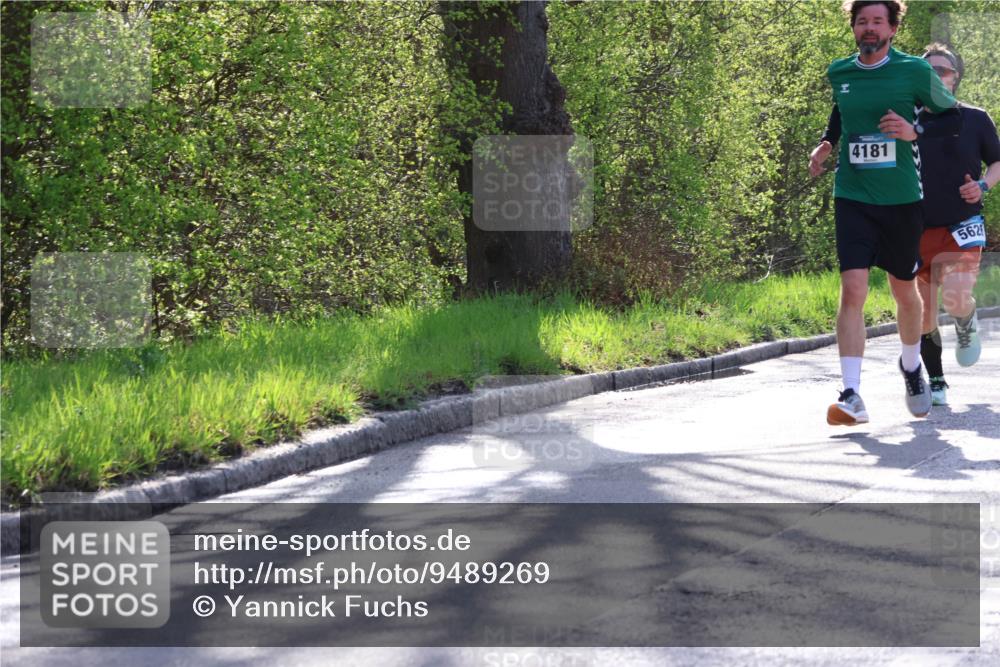 12.04.2026 - 45. Internationalen Wilhelmsburger Insellauf Yannick Fuchs http://msf.ph/oto/9489269 12.04.2026 10:35:14 Laufen 4181, 562 meine-sportfotos.de