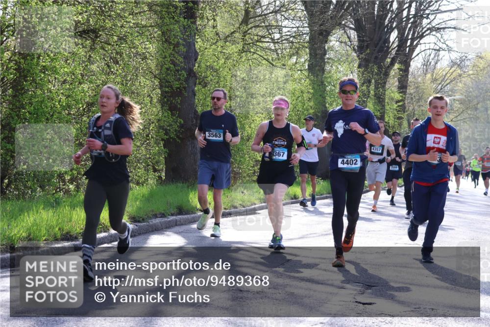 12.04.2026 - 45. Internationalen Wilhelmsburger Insellauf Yannick Fuchs http://msf.ph/oto/9489368 12.04.2026 10:35:28 Laufen 3563, 367, 4402, 4357, 3566, 3566 meine-sportfotos.de