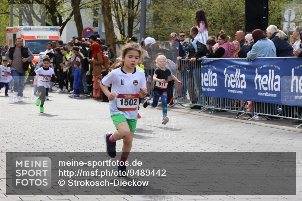 12.04.2026 - 45. Internationalen Wilhelmsburger Insellauf Strokosch-Dieckow http://msf.ph/oto/9489442 12.04.2026 14:09:13 Ziel 191, 1075, 52, 247, 453, 273, 955, 786, 947, 180, 12, 911, 741, 1502, 927, 215, 577, 223, 271 meine-sportfotos.de