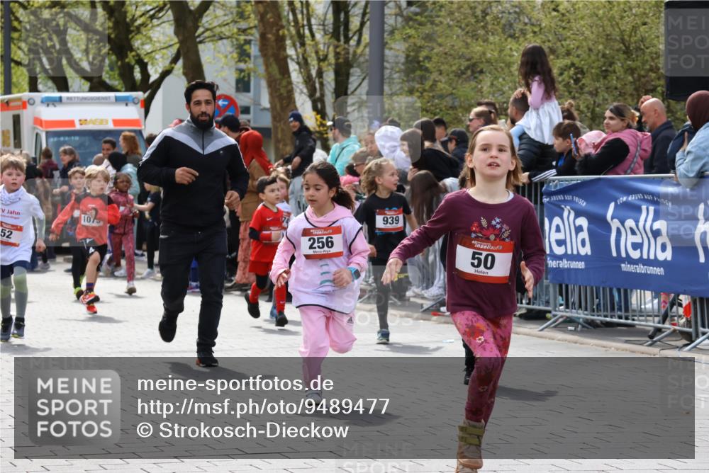 12.04.2026 - 45. Internationalen Wilhelmsburger Insellauf Strokosch-Dieckow http://msf.ph/oto/9489477 12.04.2026 14:09:03 Ziel 762, 281, 928, 953, 614, 235, 50, 256, 214, 939, 274, 191, 1075, 52, 247, 453, 273 meine-sportfotos.de