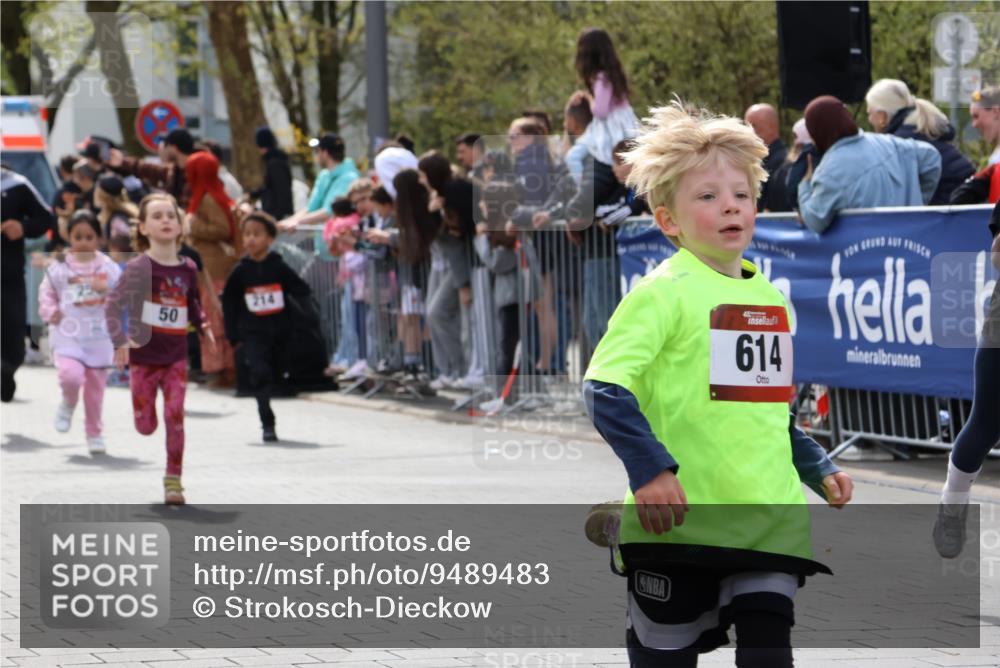 12.04.2026 - 45. Internationalen Wilhelmsburger Insellauf Strokosch-Dieckow http://msf.ph/oto/9489483 12.04.2026 14:09:01 Ziel 1506, 266, 713, 547, 762, 281, 928, 953, 614, 235, 50, 256, 214, 939, 274, 191, 1075 meine-sportfotos.de
