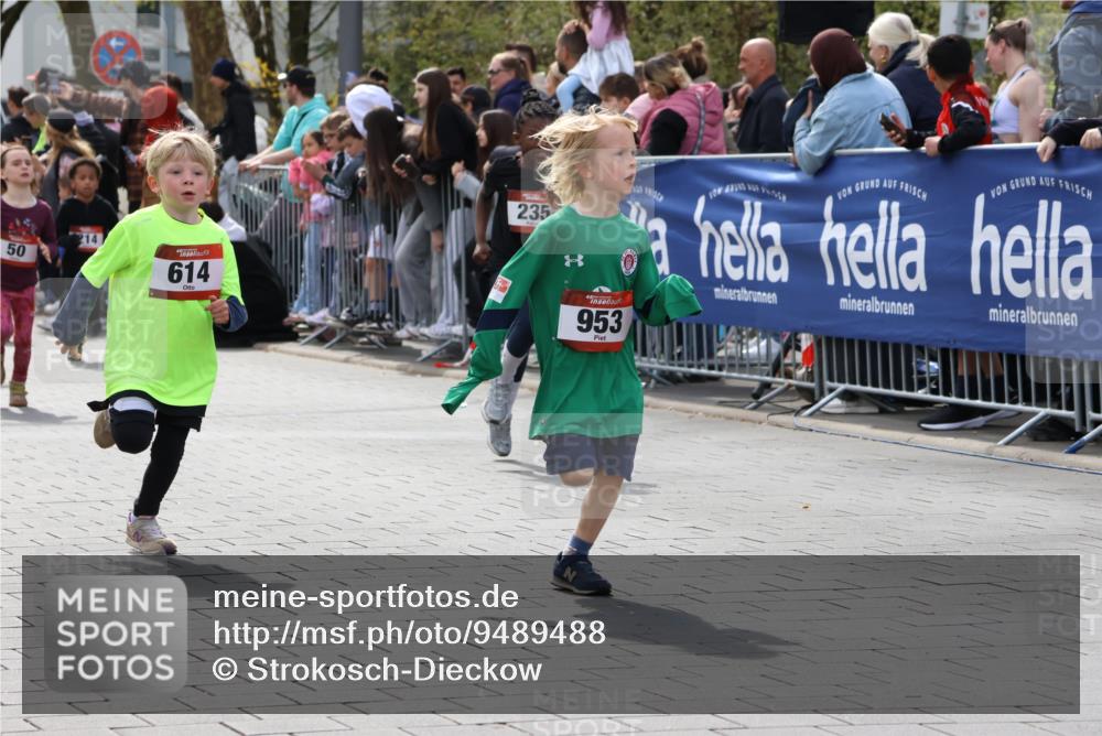 12.04.2026 - 45. Internationalen Wilhelmsburger Insellauf Strokosch-Dieckow http://msf.ph/oto/9489488 12.04.2026 14:09:00 Ziel 91, 254, 1506, 266, 713, 547, 762, 281, 928, 953, 614, 235, 50, 256, 214, 939, 274 meine-sportfotos.de