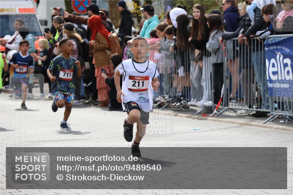 12.04.2026 - 45. Internationalen Wilhelmsburger Insellauf Strokosch-Dieckow http://msf.ph/oto/9489540 12.04.2026 14:08:48 Ziel 774, 919, 754, 211, 711, 530, 91, 254 meine-sportfotos.de