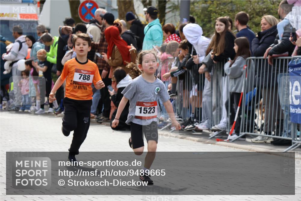12.04.2026 - 45. Internationalen Wilhelmsburger Insellauf Strokosch-Dieckow http://msf.ph/oto/9489665 12.04.2026 14:08:10 Ziel 1508, 1523, 788 meine-sportfotos.de