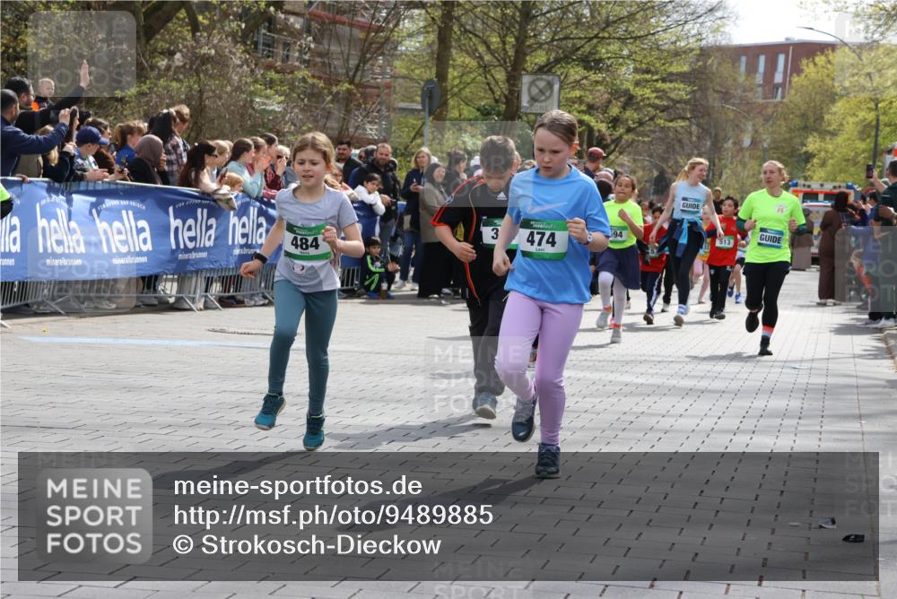 12.04.2026 - 45. Internationalen Wilhelmsburger Insellauf Strokosch-Dieckow http://msf.ph/oto/9489885 12.04.2026 14:35:26 Ziel 1017, 1717, 312, 340, 848, 1728, 474, 484, 137, 582, 334, 514, 594, 680, 851 meine-sportfotos.de