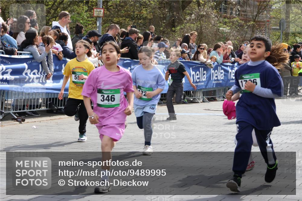 12.04.2026 - 45. Internationalen Wilhelmsburger Insellauf Strokosch-Dieckow http://msf.ph/oto/9489995 12.04.2026 14:34:55 Ziel 519, 999, 622, 471, 356, 47, 1021, 485, 489, 1016, 122, 476, 472, 575, 287, 326, 464, 1706, 346, 1726, 556, 840, 864, 288, 1725, 550, 527, 1721, 616, 816 meine-sportfotos.de