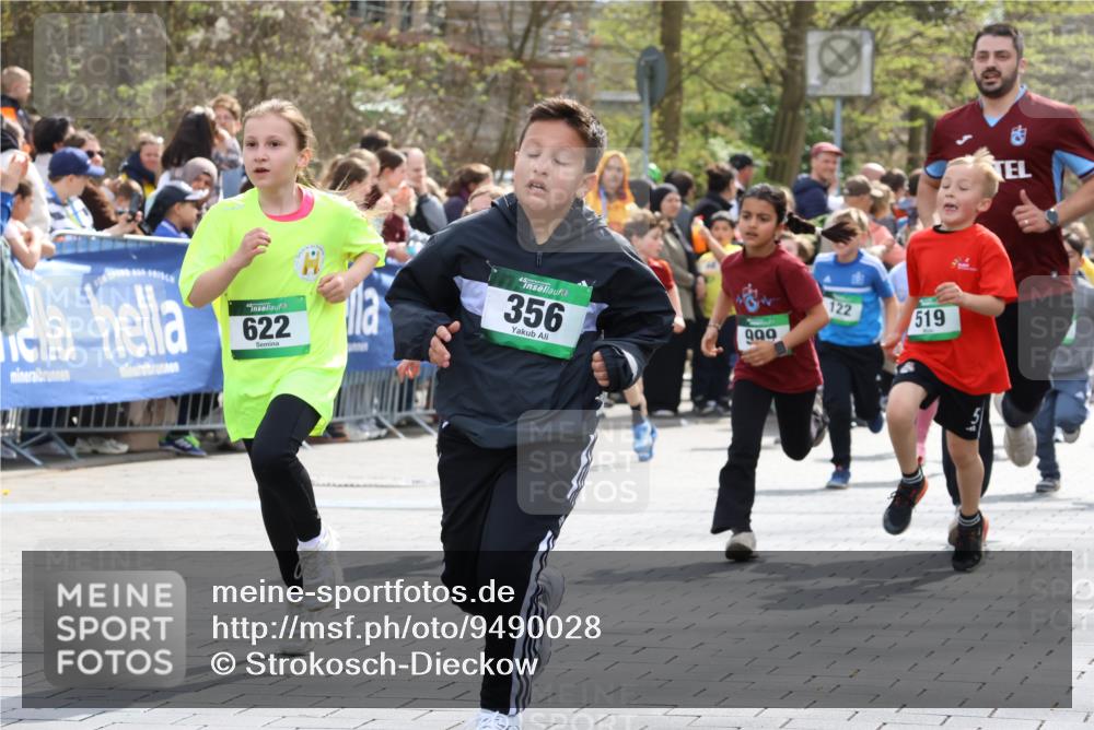 12.04.2026 - 45. Internationalen Wilhelmsburger Insellauf Strokosch-Dieckow http://msf.ph/oto/9490028 12.04.2026 14:34:49 Ziel 538, 40, 303, 993, 519, 999, 622, 471, 356, 47, 1021, 485, 489, 1016, 122, 476, 472, 575, 287, 326, 464, 1706, 346, 1726 meine-sportfotos.de