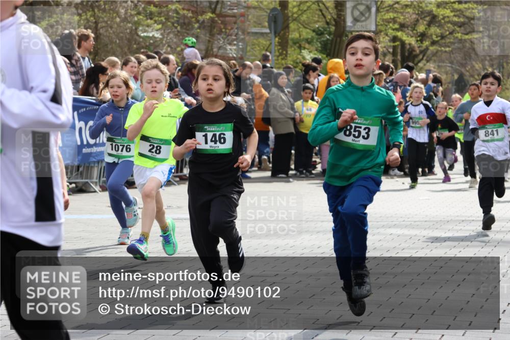 12.04.2026 - 45. Internationalen Wilhelmsburger Insellauf Strokosch-Dieckow http://msf.ph/oto/9490102 12.04.2026 14:34:31 Ziel 1723, 1730, 115, 1026, 1712, 809, 27, 332, 305, 853, 28, 146, 841, 1076, 1711, 443, 291, 144, 995, 590, 436 meine-sportfotos.de