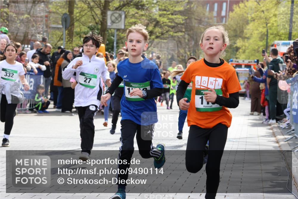 12.04.2026 - 45. Internationalen Wilhelmsburger Insellauf Strokosch-Dieckow http://msf.ph/oto/9490114 12.04.2026 14:34:29 Ziel 160, 483, 839, 1713, 1723, 1730, 115, 1026, 1712, 809, 27, 332, 305, 853, 28, 146, 841, 1076, 1711, 443 meine-sportfotos.de