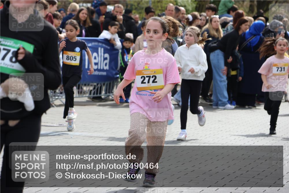 12.04.2026 - 45. Internationalen Wilhelmsburger Insellauf Strokosch-Dieckow http://msf.ph/oto/9490464 12.04.2026 14:22:11 Ziel 794, 1615, 289, 668, 926, 981, 1620, 414, 805, 272, 124, 731, 739 meine-sportfotos.de