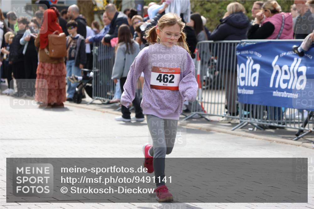12.04.2026 - 45. Internationalen Wilhelmsburger Insellauf Strokosch-Dieckow http://msf.ph/oto/9491141 12.04.2026 14:11:54 Ziel 1070, 462 meine-sportfotos.de