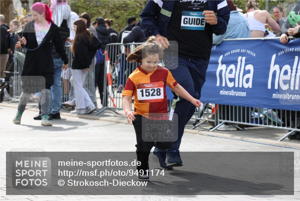 12.04.2026 - 45. Internationalen Wilhelmsburger Insellauf Strokosch-Dieckow http://msf.ph/oto/9491174 12.04.2026 14:11:39 Ziel 1528, 213 meine-sportfotos.de