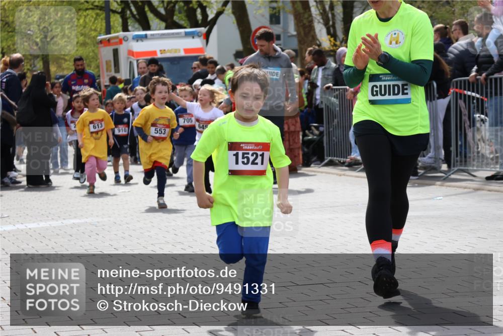 12.04.2026 - 45. Internationalen Wilhelmsburger Insellauf Strokosch-Dieckow http://msf.ph/oto/9491331 12.04.2026 14:10:33 Ziel 184, 187, 42, 706, 246, 243, 717, 724, 929, 722, 239, 704, 725, 1521, 714, 726, 229, 553, 204, 705, 645 meine-sportfotos.de