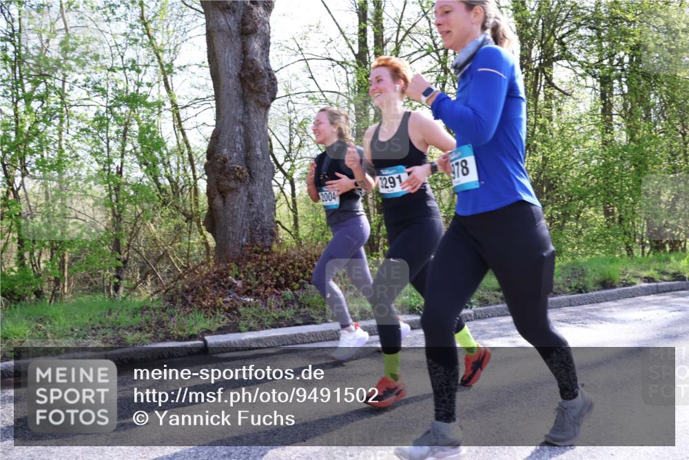 12.04.2026 - 45. Internationalen Wilhelmsburger Insellauf Yannick Fuchs http://msf.ph/oto/9491502 12.04.2026 10:41:55 Laufen 2004, 3291, 978 meine-sportfotos.de
