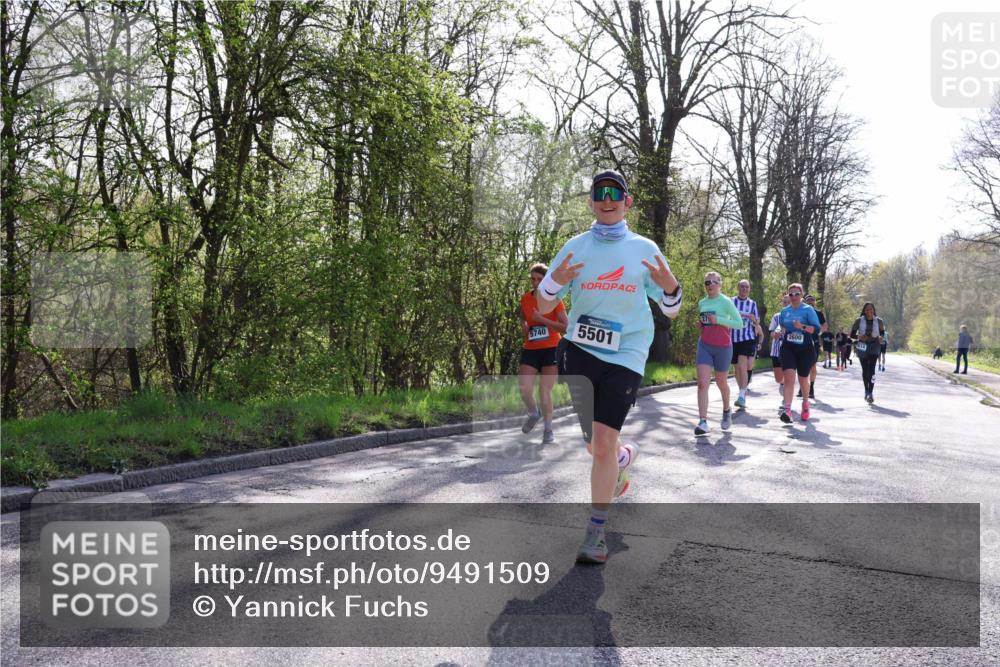 12.04.2026 - 45. Internationalen Wilhelmsburger Insellauf Yannick Fuchs http://msf.ph/oto/9491509 12.04.2026 10:41:56 Laufen 5740, 5501, 2600 meine-sportfotos.de