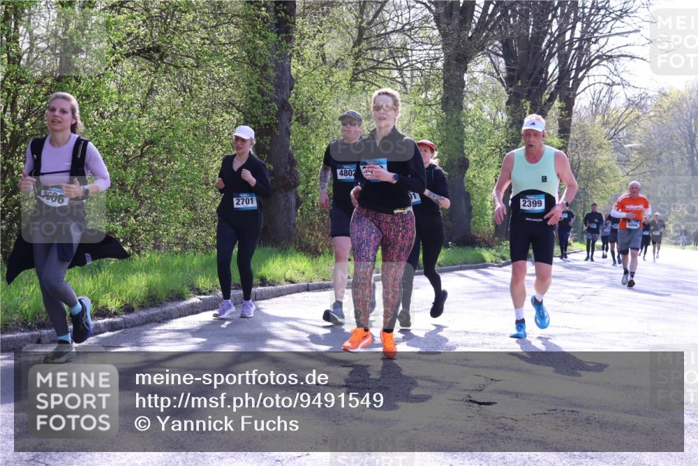 12.04.2026 - 45. Internationalen Wilhelmsburger Insellauf Yannick Fuchs http://msf.ph/oto/9491549 12.04.2026 10:42:05 Laufen 4802, 2701, 2399, 5006 meine-sportfotos.de