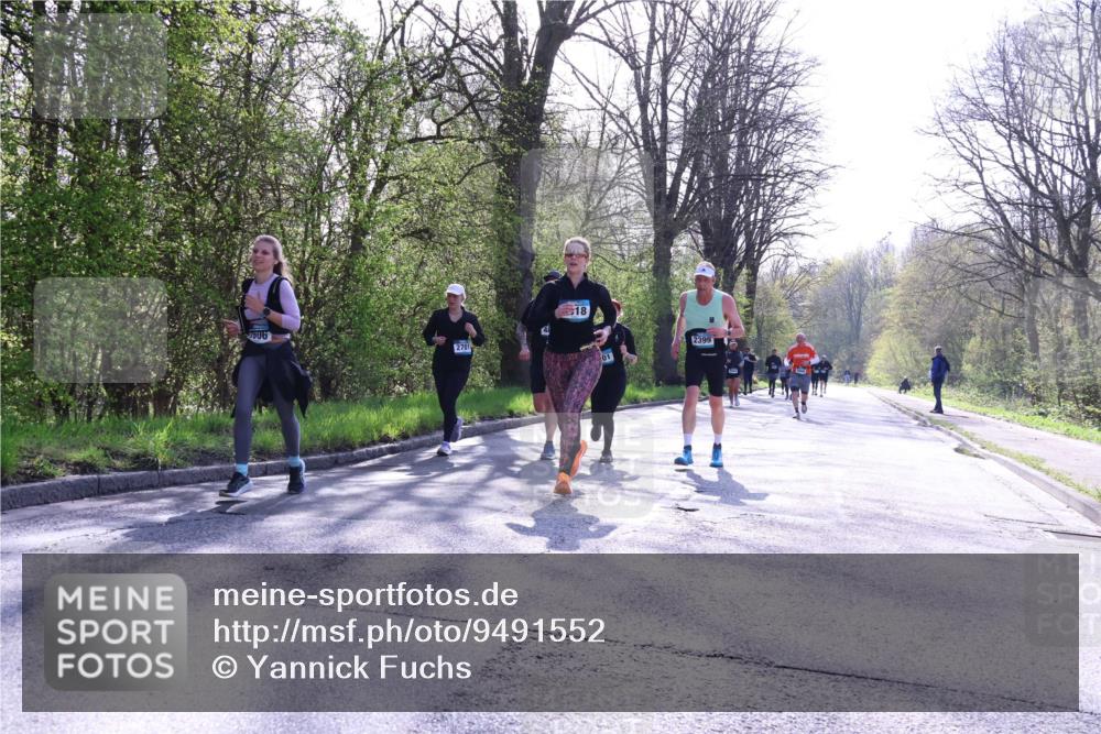 12.04.2026 - 45. Internationalen Wilhelmsburger Insellauf Yannick Fuchs http://msf.ph/oto/9491552 12.04.2026 10:42:05 Laufen 18, 2399 meine-sportfotos.de