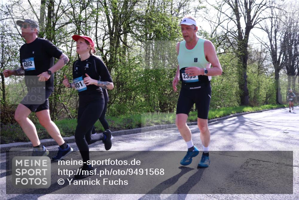 12.04.2026 - 45. Internationalen Wilhelmsburger Insellauf Yannick Fuchs http://msf.ph/oto/9491568 12.04.2026 10:42:08 Laufen 4802, 801, 2395 meine-sportfotos.de