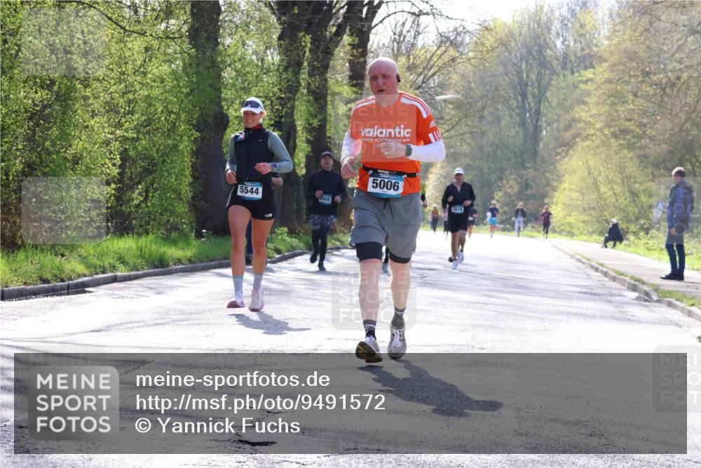 12.04.2026 - 45. Internationalen Wilhelmsburger Insellauf Yannick Fuchs http://msf.ph/oto/9491572 12.04.2026 10:42:09 Laufen 5544, 5006, 5614 meine-sportfotos.de