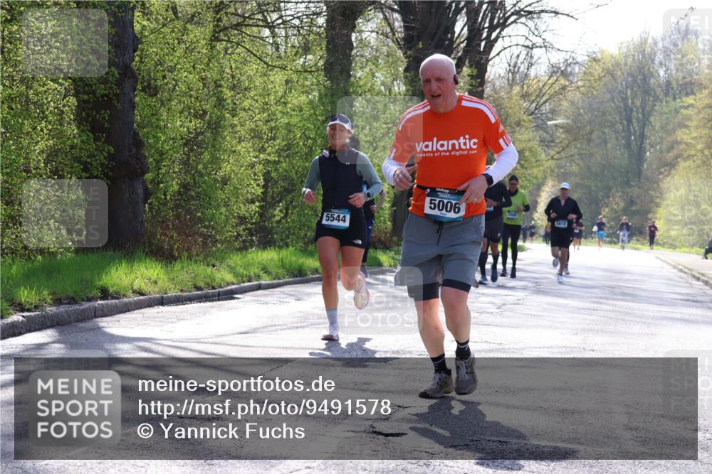 12.04.2026 - 45. Internationalen Wilhelmsburger Insellauf Yannick Fuchs http://msf.ph/oto/9491578 12.04.2026 10:42:10 Laufen 5544, 5006, 5618 meine-sportfotos.de