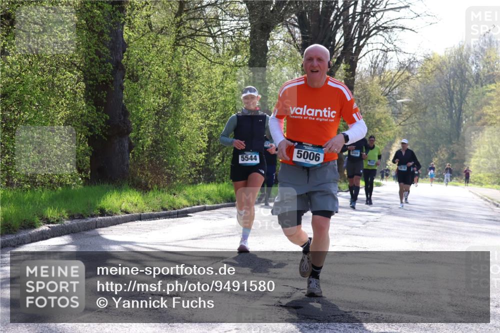 12.04.2026 - 45. Internationalen Wilhelmsburger Insellauf Yannick Fuchs http://msf.ph/oto/9491580 12.04.2026 10:42:11 Laufen 5544, 5006, 3488, 2083 meine-sportfotos.de