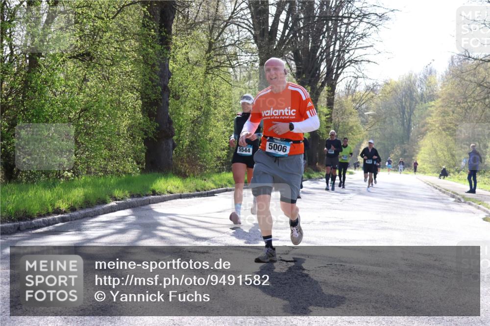 12.04.2026 - 45. Internationalen Wilhelmsburger Insellauf Yannick Fuchs http://msf.ph/oto/9491582 12.04.2026 10:42:11 Laufen 5544, 5006 meine-sportfotos.de