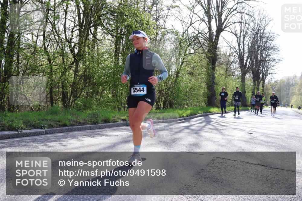 12.04.2026 - 45. Internationalen Wilhelmsburger Insellauf Yannick Fuchs http://msf.ph/oto/9491598 12.04.2026 10:42:14 Laufen 5544 meine-sportfotos.de