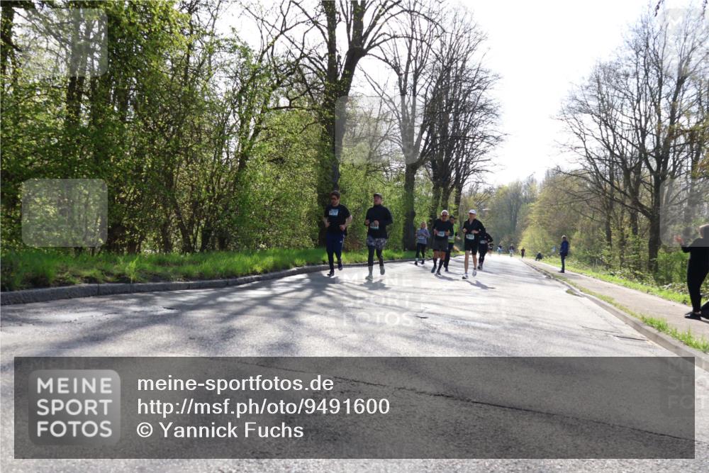 12.04.2026 - 45. Internationalen Wilhelmsburger Insellauf Yannick Fuchs http://msf.ph/oto/9491600 12.04.2026 10:42:14 Laufen 3577 meine-sportfotos.de