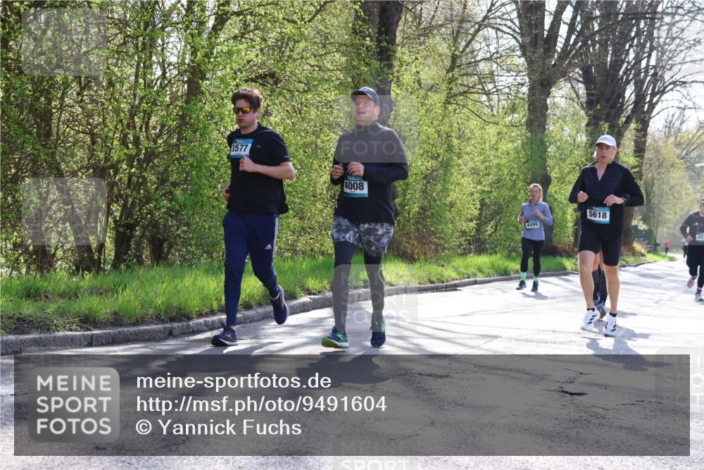 12.04.2026 - 45. Internationalen Wilhelmsburger Insellauf Yannick Fuchs http://msf.ph/oto/9491604 12.04.2026 10:42:16 Laufen 3577, 4008, 4499, 5618 meine-sportfotos.de