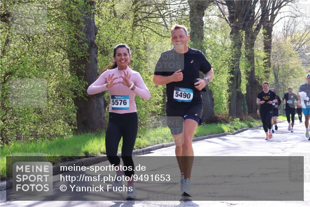12.04.2026 - 45. Internationalen Wilhelmsburger Insellauf Yannick Fuchs http://msf.ph/oto/9491653 12.04.2026 10:42:35 Laufen 5576, 5490, 2368, 43 meine-sportfotos.de